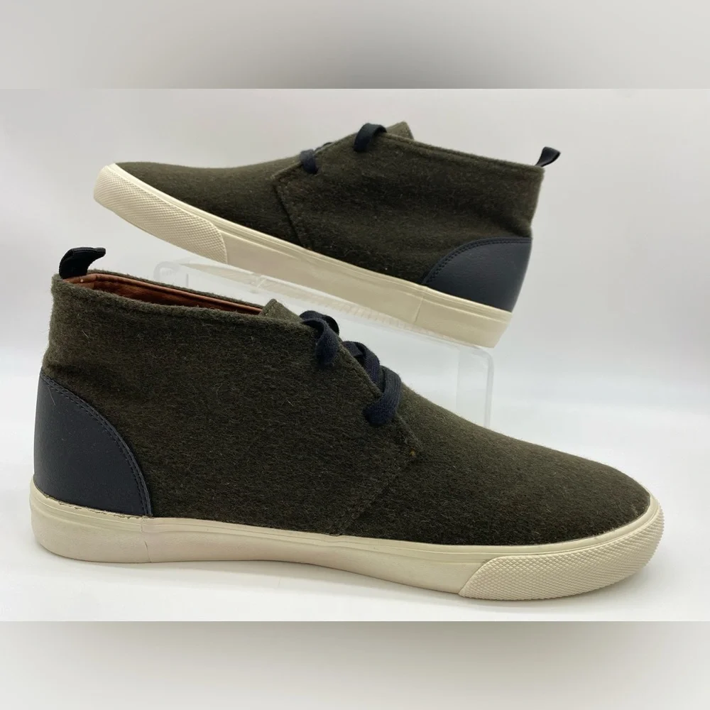Old Navy Chukka Sneakers, Men's Size 12, Dark Olive Green, Felt Fabric